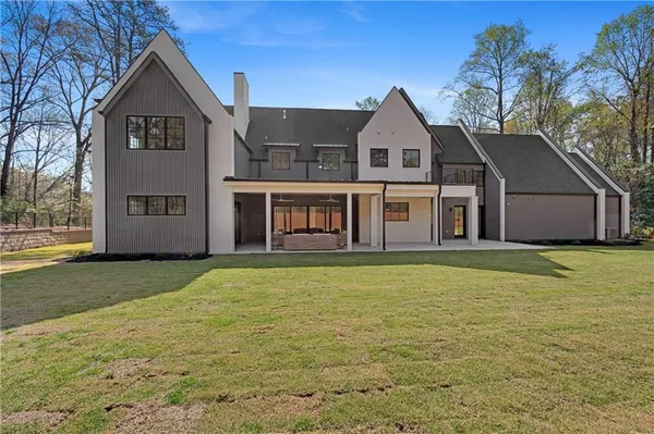$2,830,000 | 372 Chattahoochee Street, Roswell, GA 30075