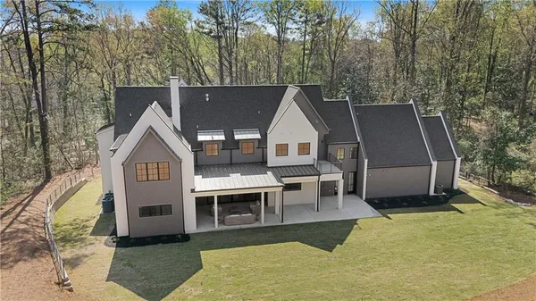 $2,830,000 | 372 Chattahoochee Street, Roswell, GA 30075