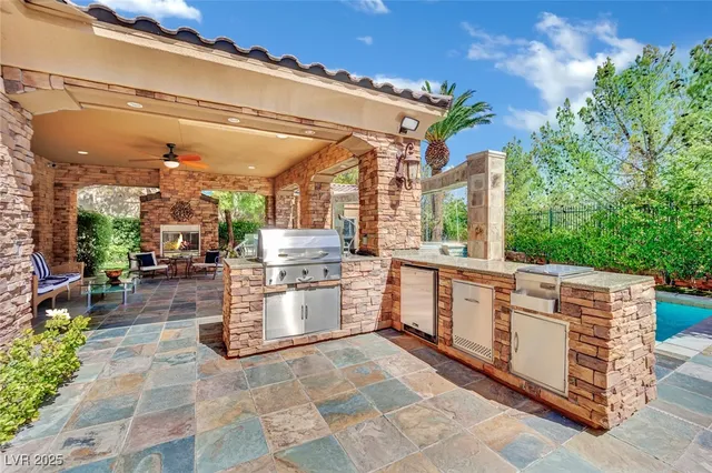 $2,150,000 | 4231 San Alivia Court, Las Vegas, NV 89141