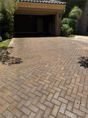 $2,150,000 | 4231 San Alivia Court, Las Vegas, NV 89141