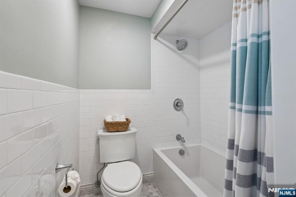 81 Mountain Road Verona, NJ 07044 - Photo 21 of 31