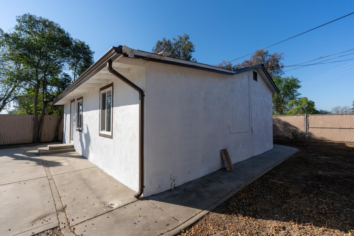 710 South G Street Madera, CA 93637 - Photo 25 of 32