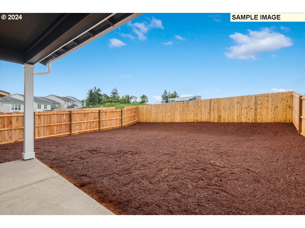12283 Southwest Strobel Road Beaverton, OR 97007 - Photo 13 of 13 Gallery Image 13