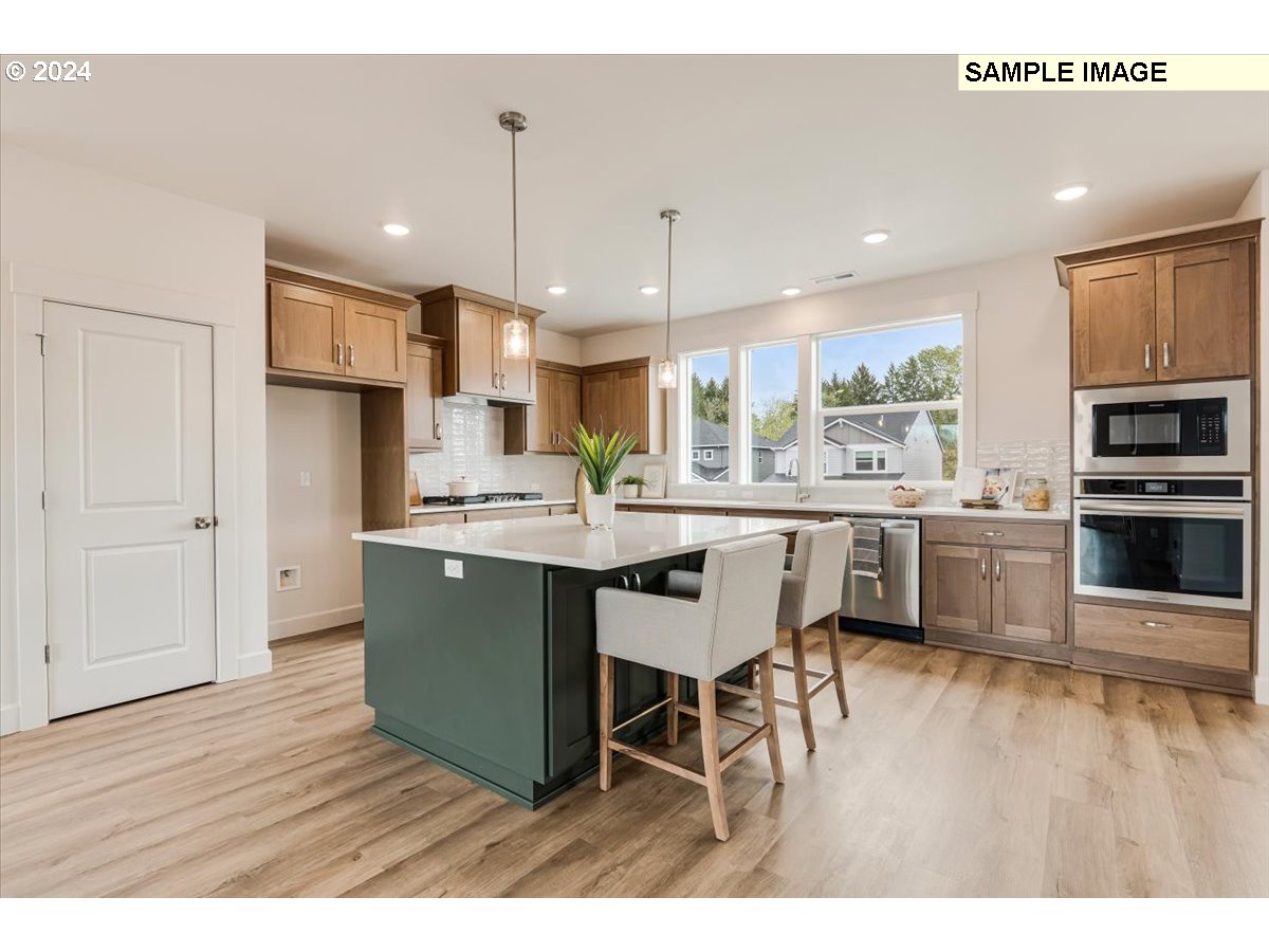 12283 Southwest Strobel Road Beaverton, OR 97007 - Photo 3 of 13 Gallery Image 3