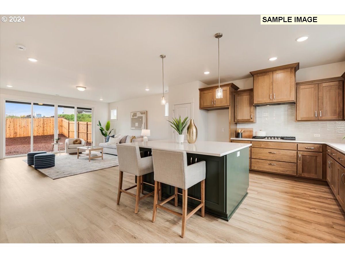 12283 Southwest Strobel Road Beaverton, OR 97007 - Photo 4 of 13 Gallery Image 4