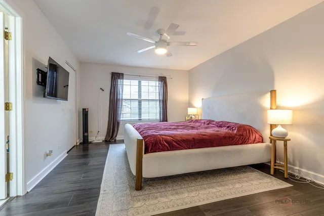 $374,900 | 367 Golfview Court, Bloomingdale, IL 60108