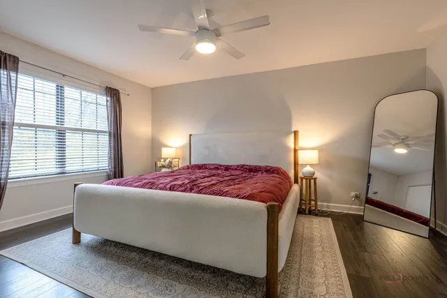 $374,900 | 367 Golfview Court, Bloomingdale, IL 60108