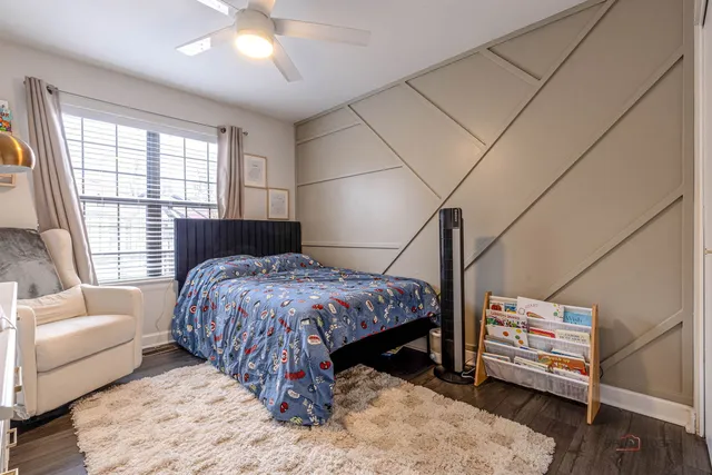 $374,900 | 367 Golfview Court, Bloomingdale, IL 60108