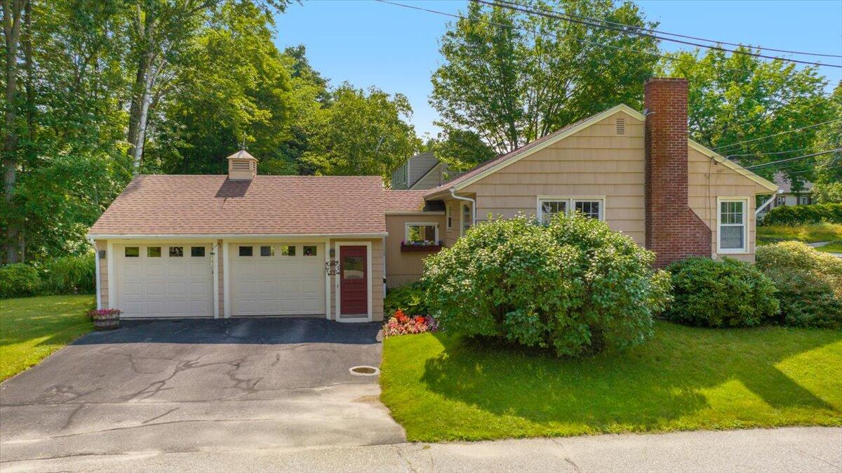 213 Lake Street Auburn, ME 04210 - Photo 6 of 33 06-213 Lake St, Auburn, ME, 04210-37
