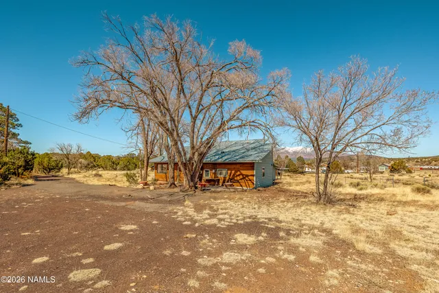 $995,000 | 10915 East Redbud Road, Flagstaff, AZ 86004