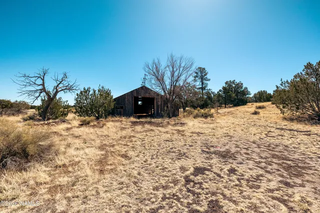 $995,000 | 10915 East Redbud Road, Flagstaff, AZ 86004