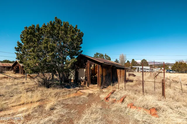$995,000 | 10915 East Redbud Road, Flagstaff, AZ 86004