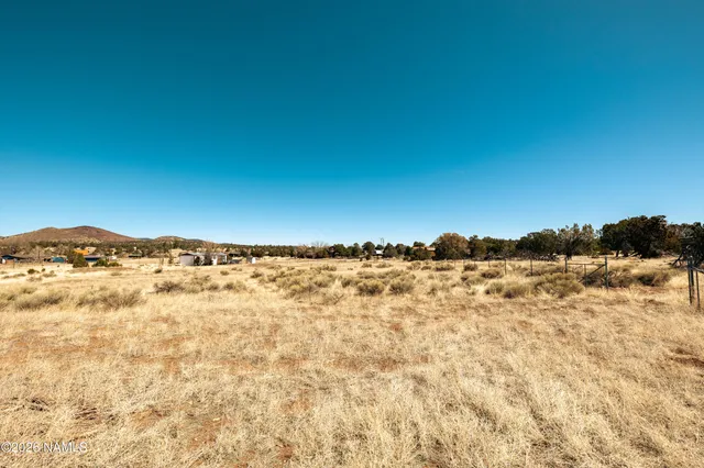 $995,000 | 10915 East Redbud Road, Flagstaff, AZ 86004