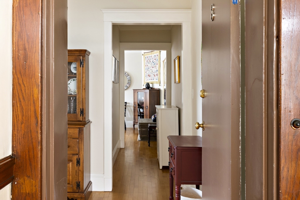 22 Centre Street, Unit 8 Cambridge, MA 02139 - Photo 3 of 17