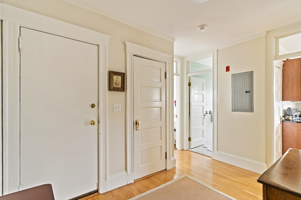 22 Centre Street, Unit 8 Cambridge, MA 02139 - Photo 4 of 17