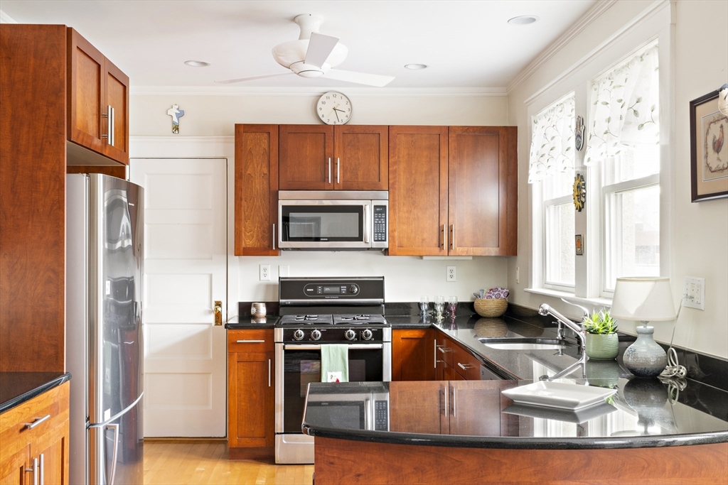 22 Centre Street, Unit 8 Cambridge, MA 02139 - Photo 6 of 17