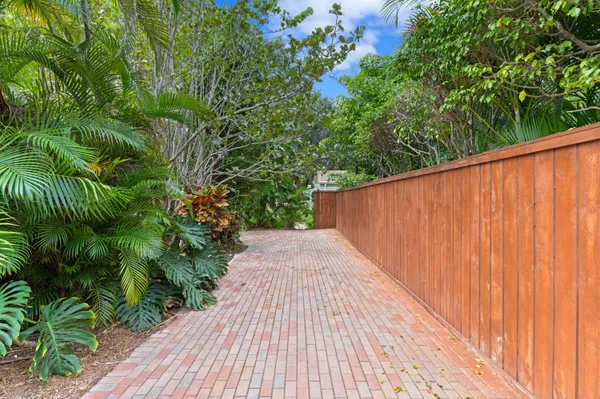 $13,500 | 727 Claremore Drive, West Palm Beach, FL 33401