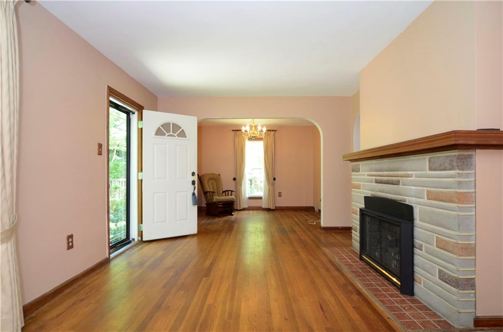 309 Beaver Road Edgeworth, PA 15143 - Photo 6 of 25 Gallery Image 6
