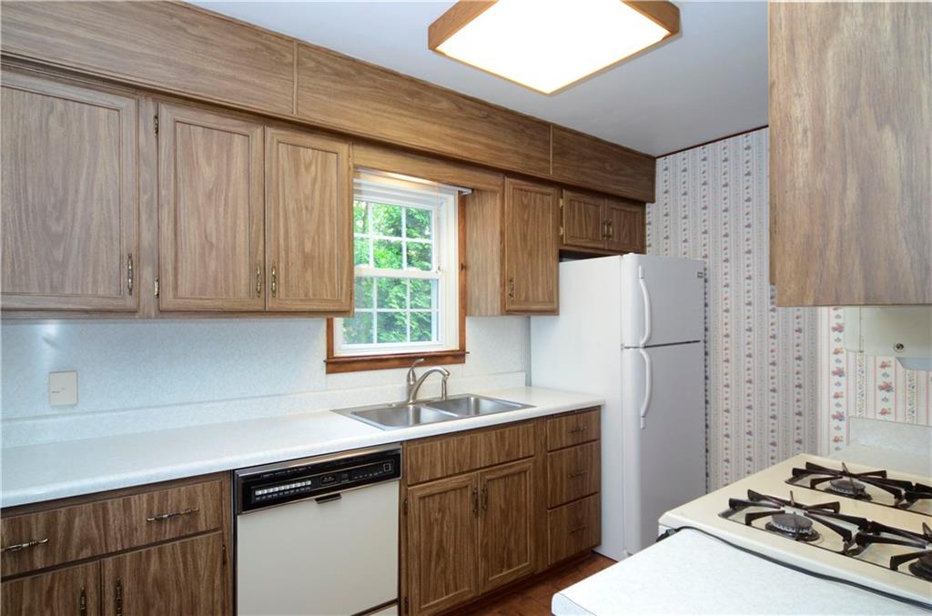 309 Beaver Road Edgeworth, PA 15143 - Photo 10 of 25 Gallery Image 10