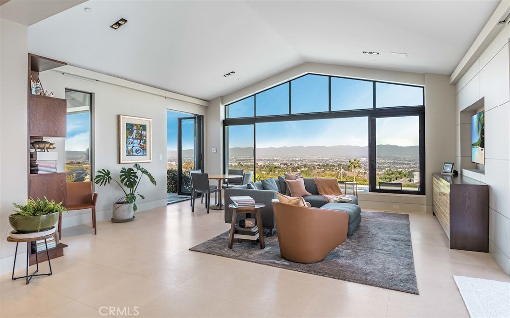 38 Saddleback Road Rolling Hills, CA 90274 - Photo 20 of 59