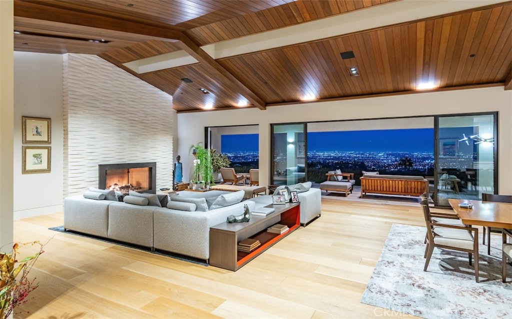 38 Saddleback Road Rolling Hills, CA 90274 - Photo 4 of 59