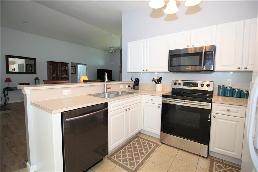 2733 Southwest Riviera Road Stuart, FL 34997 - Photo 12 of 38 Gallery Image 12