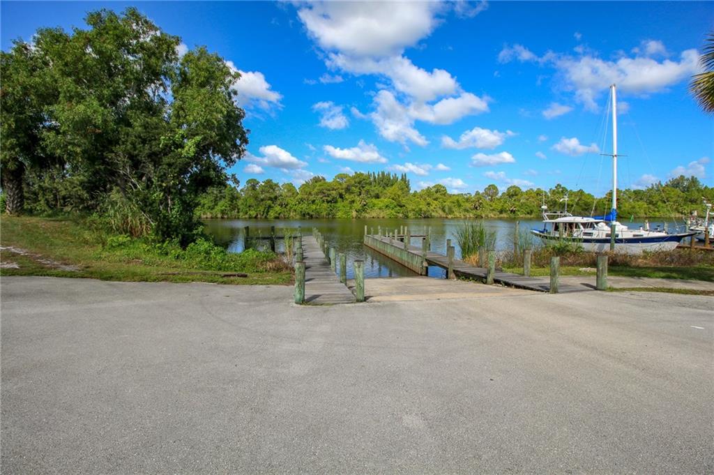 2733 Southwest Riviera Road Stuart, FL 34997 - Photo 34 of 38 Gallery Image 34