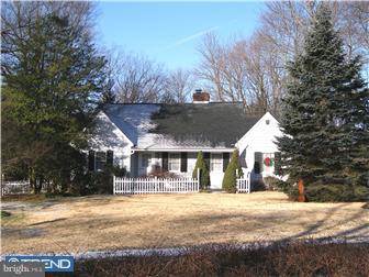 208 Locust Road Fort Washington, PA 19034 - Photo 1 of 12 Exterior Front