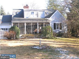 208 Locust Road Fort Washington, PA 19034 - Photo 9 of 12 Exterior Back