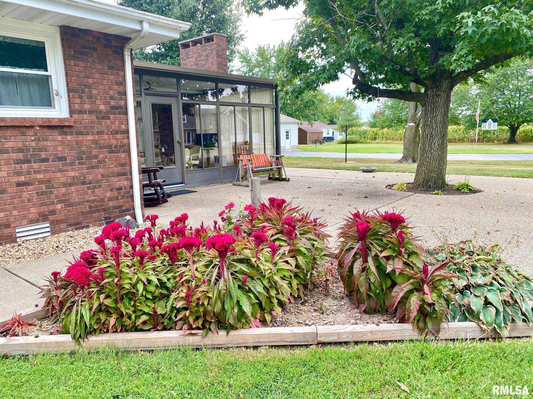 203 North Oak Street Ina, IL 62846 - Photo 20 of 29