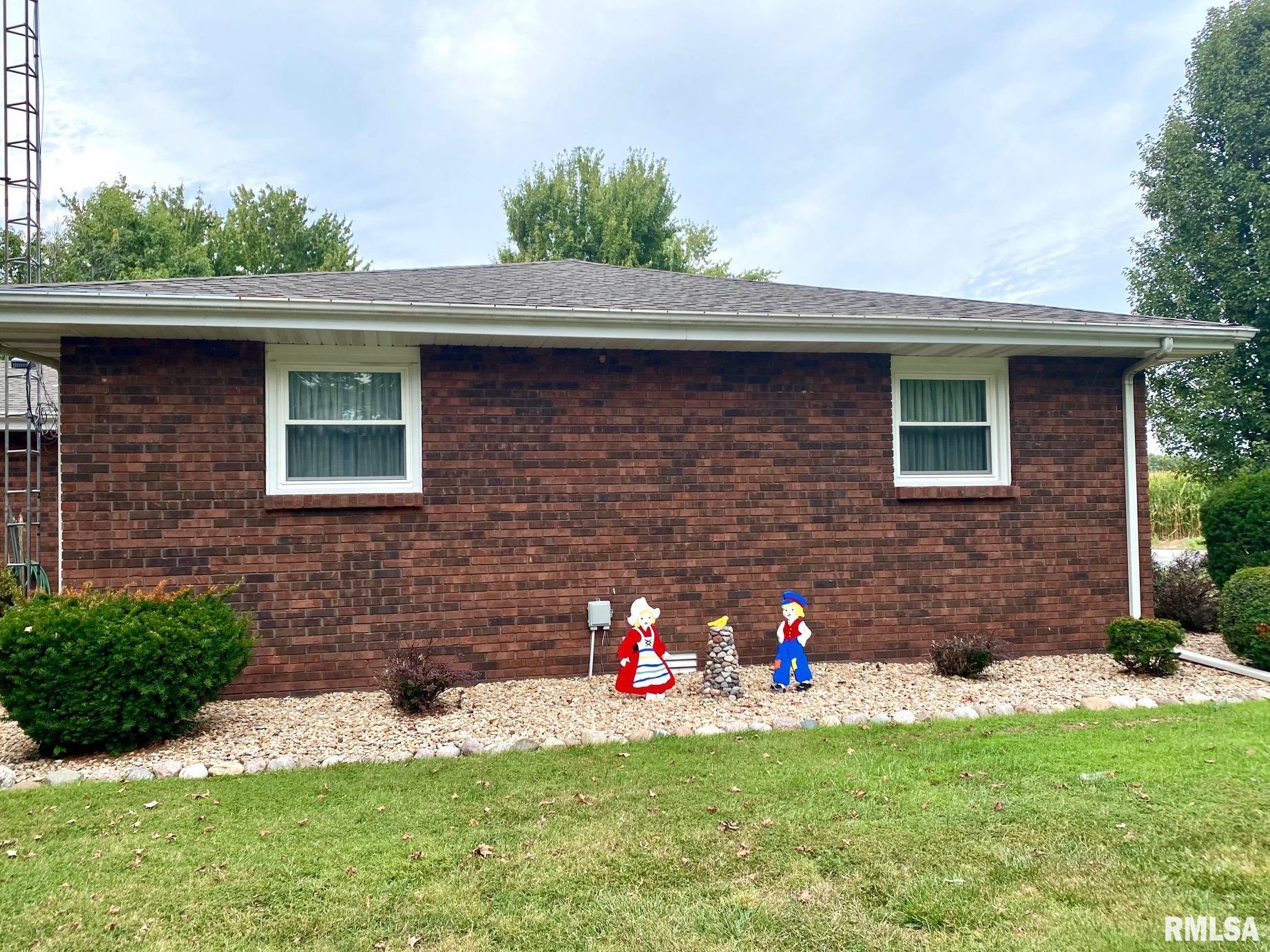 203 North Oak Street Ina, IL 62846 - Photo 26 of 29