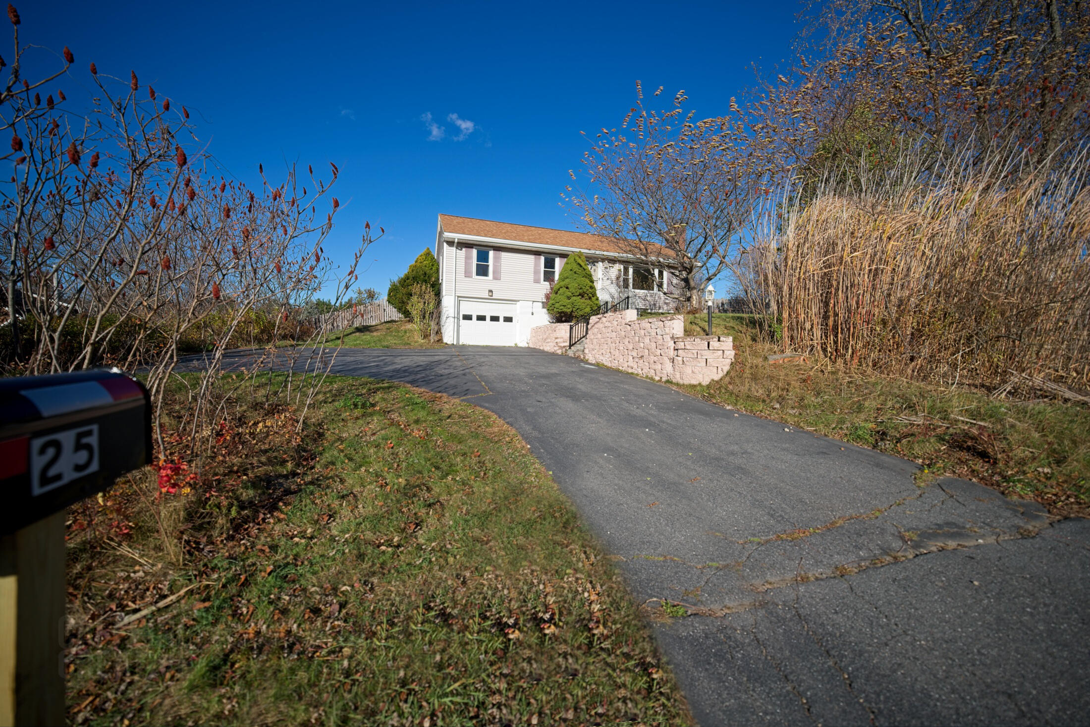 25 Broadturn Road Scarborough, ME 04074 - Photo 1 of 35 10
