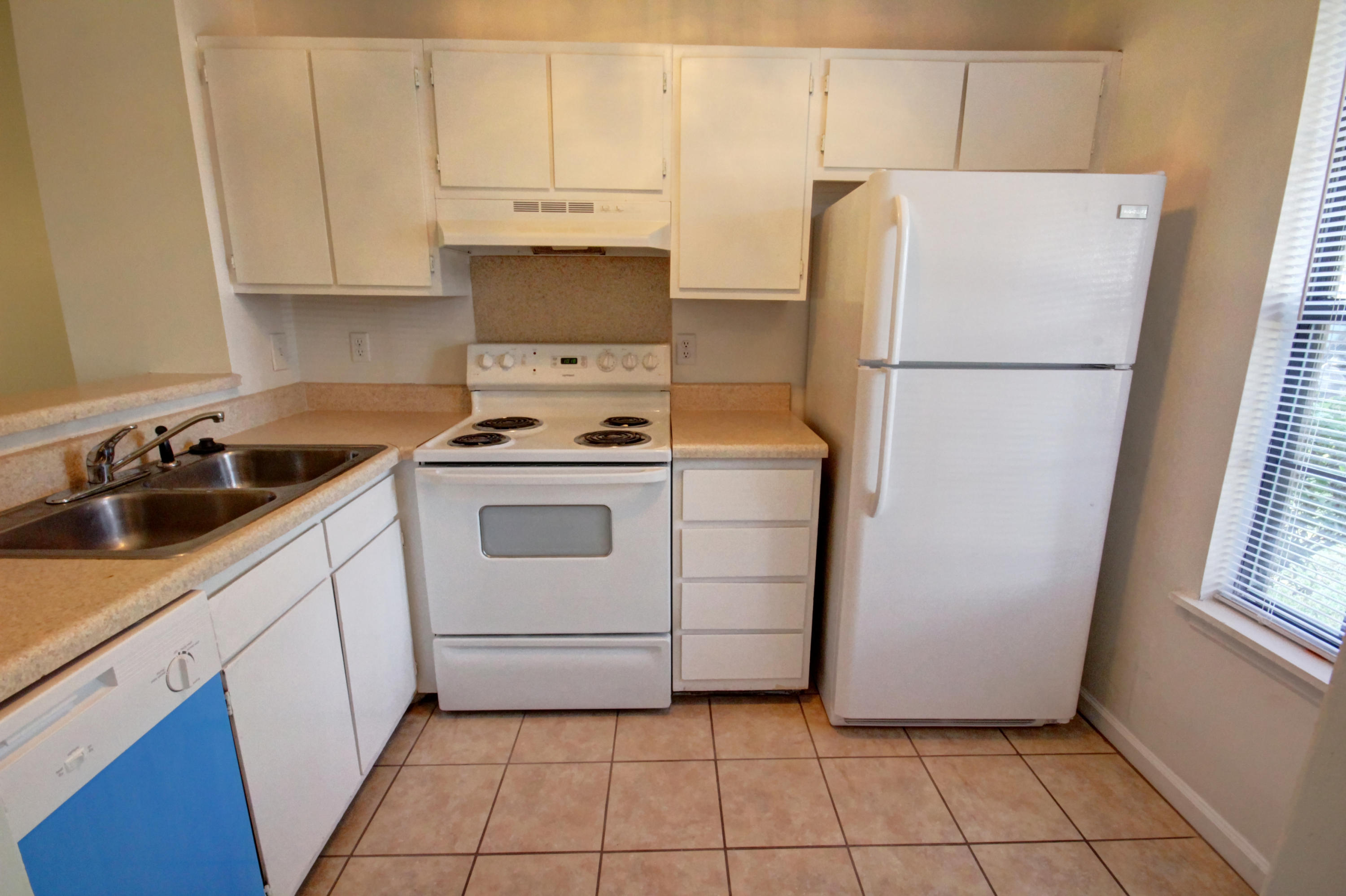 421 Miami Street, Unit B Ladson, SC 29456 - Photo 7 of 13 7