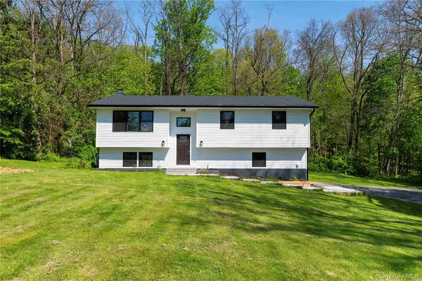 $569,000 | 15 Larissa Lane, Wappingers Falls, NY 12590