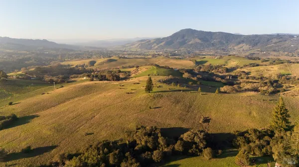 $999,000 | 5291 Sonoma Mountain Road, Santa Rosa, CA 95404