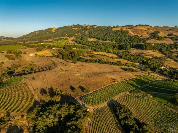 $999,000 | 5291 Sonoma Mountain Road, Santa Rosa, CA 95404