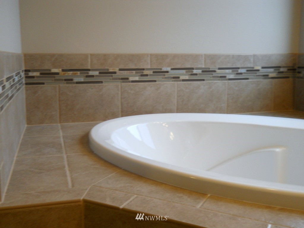 4640 Rochelle Street Southeast Lacey, WA 98503 - Photo 10 of 15 Gallery Image 10