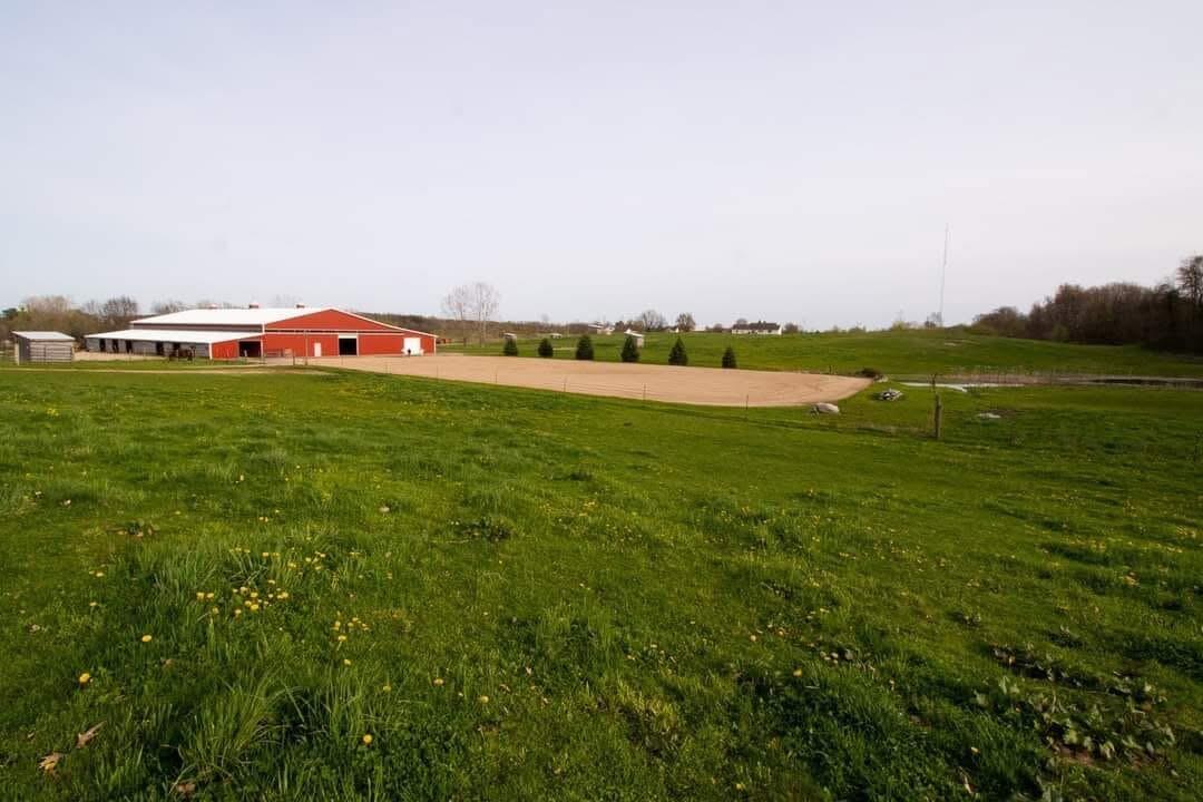 6869 Montcalm Avenue Northeast Belding, MI 48809 - Photo 2 of 6 IMG_6086