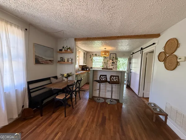 $2,200 | 199 Mimosa Drive, Athens, GA 30605