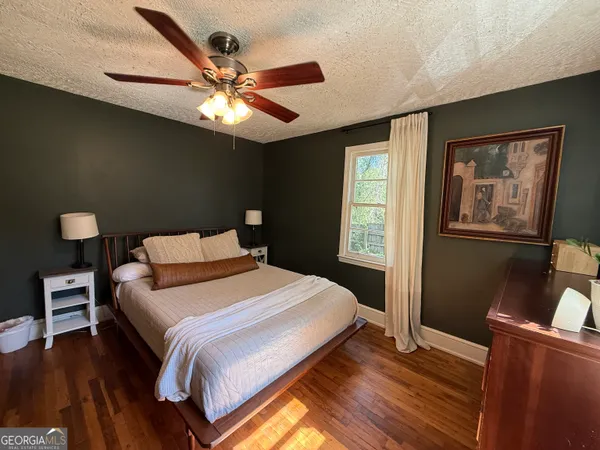 $2,200 | 199 Mimosa Drive, Athens, GA 30605
