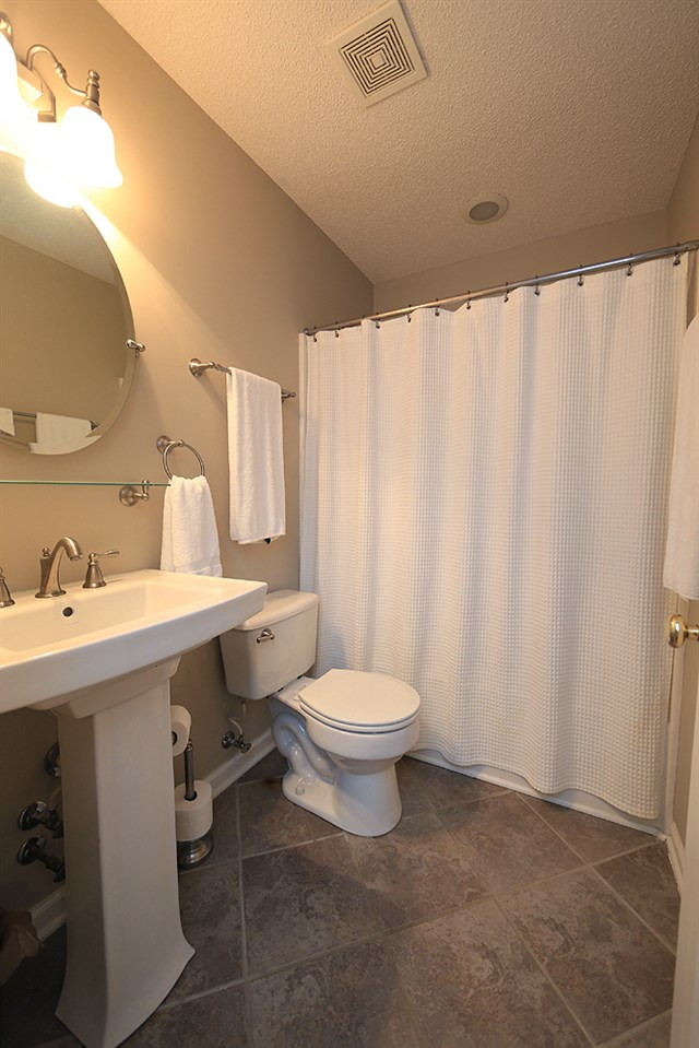 2509 Bulmer Terrace Raleigh, NC 27615 - Photo 11 of 18 Hallway Full Bathroom