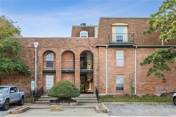 $169,000 | 3126 Edenborn Avenue, Unit 626, Metairie, LA 70002