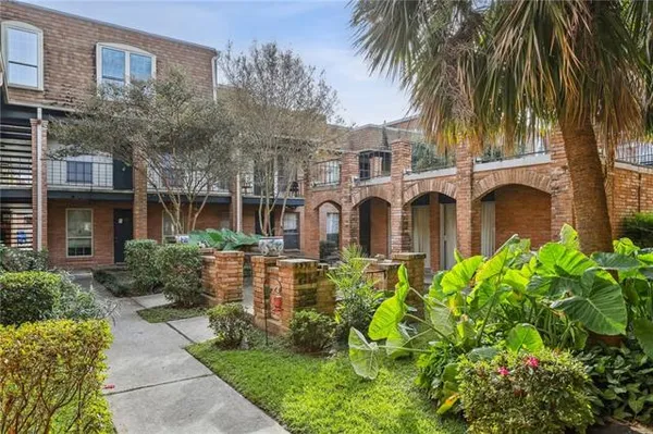 $169,000 | 3126 Edenborn Avenue, Unit 626, Metairie, LA 70002