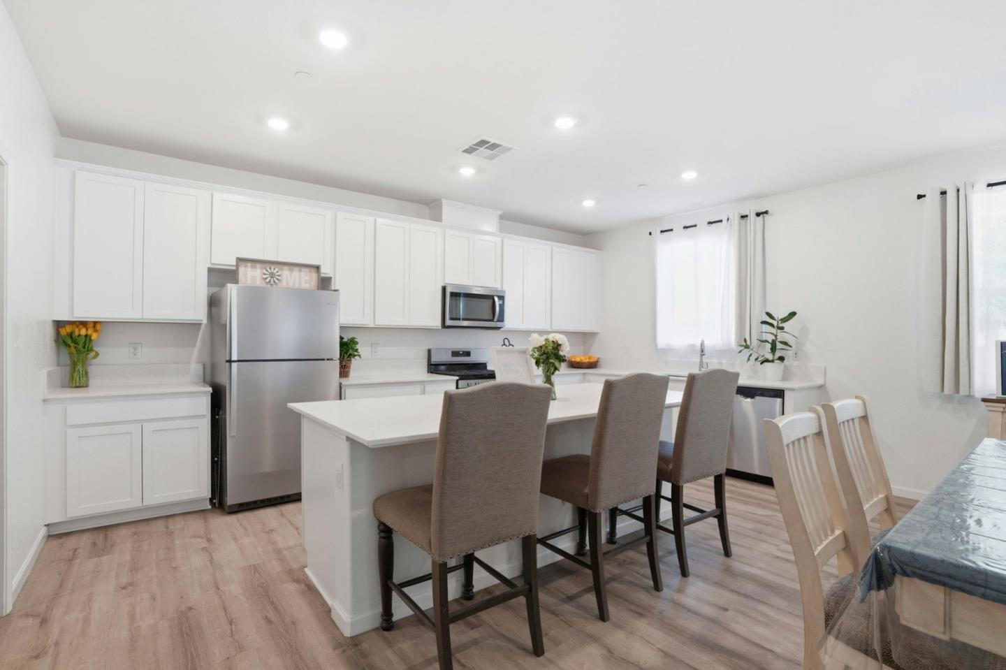 1957 Apiary Way Hughson, CA 95326 - Photo 13 of 37