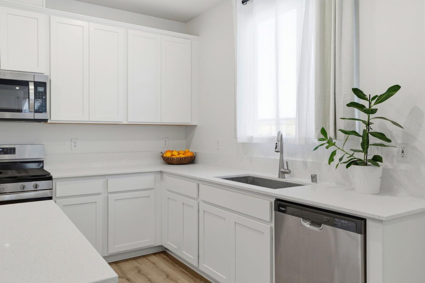 1957 Apiary Way Hughson, CA 95326 - Photo 14 of 37