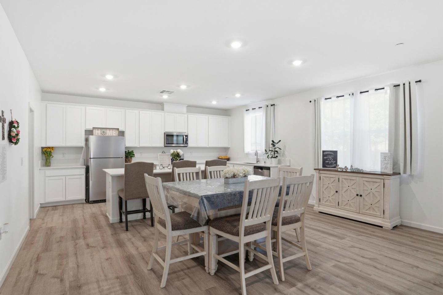 1957 Apiary Way Hughson, CA 95326 - Photo 18 of 37