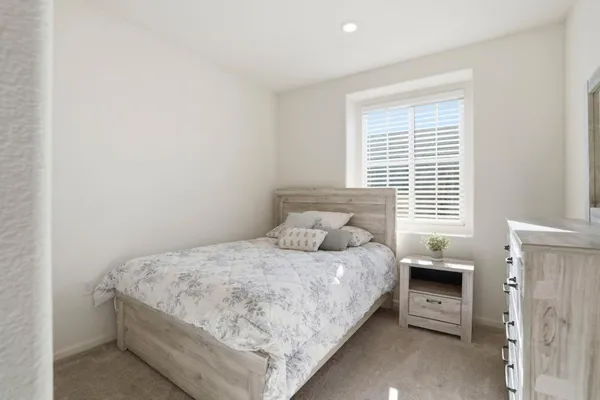 $519,999 | 1957 Apiary Way, Hughson, CA 95326
