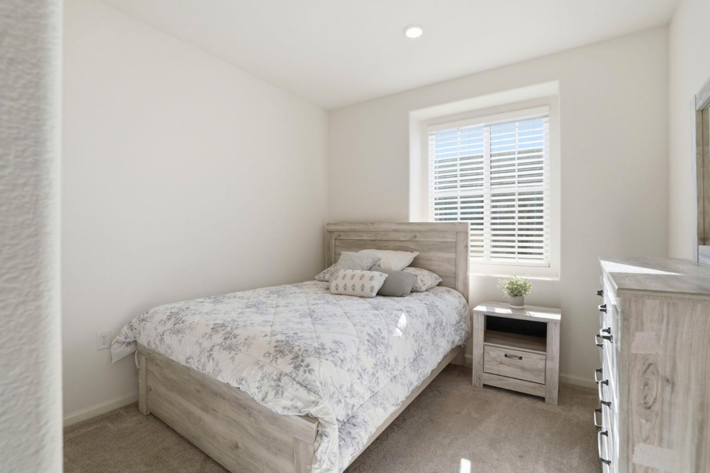 1957 Apiary Way Hughson, CA 95326 - Photo 20 of 37