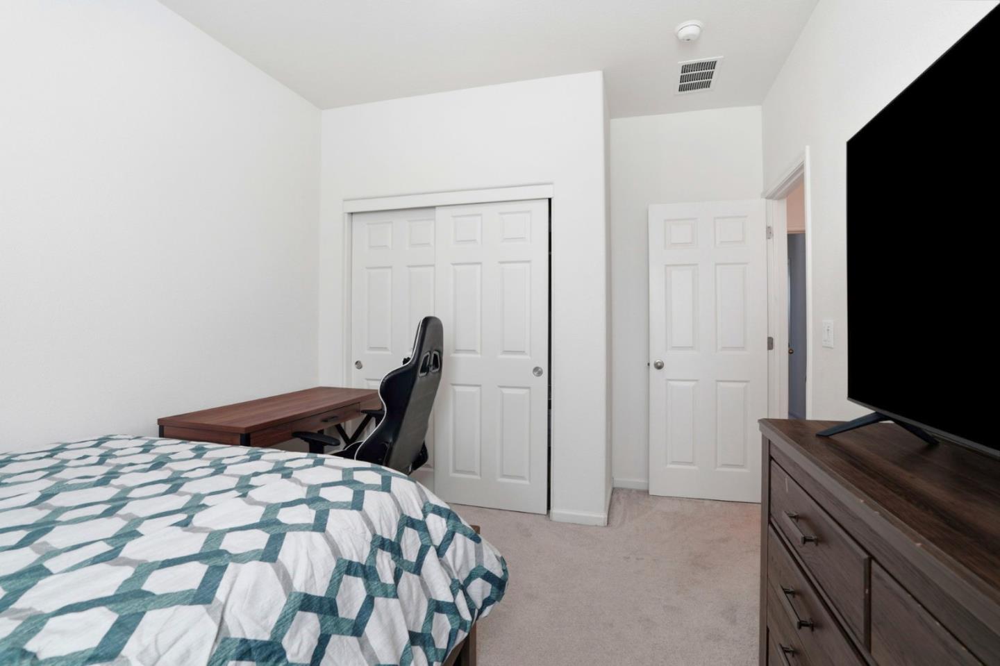 1957 Apiary Way Hughson, CA 95326 - Photo 23 of 37