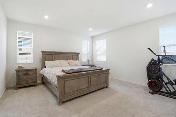 $519,999 | 1957 Apiary Way, Hughson, CA 95326